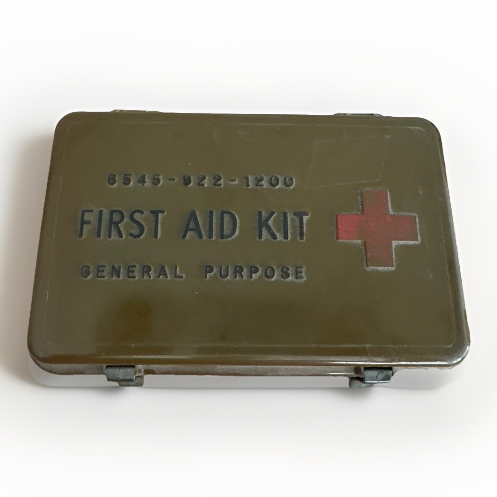 U.S Military First Aid Kit Box 6545-922-1200 Army Green Movie Prop